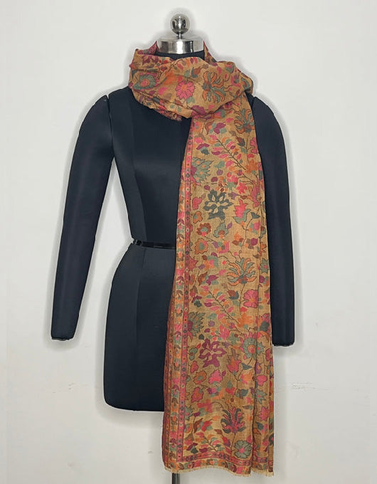 Jacquard woolen stole